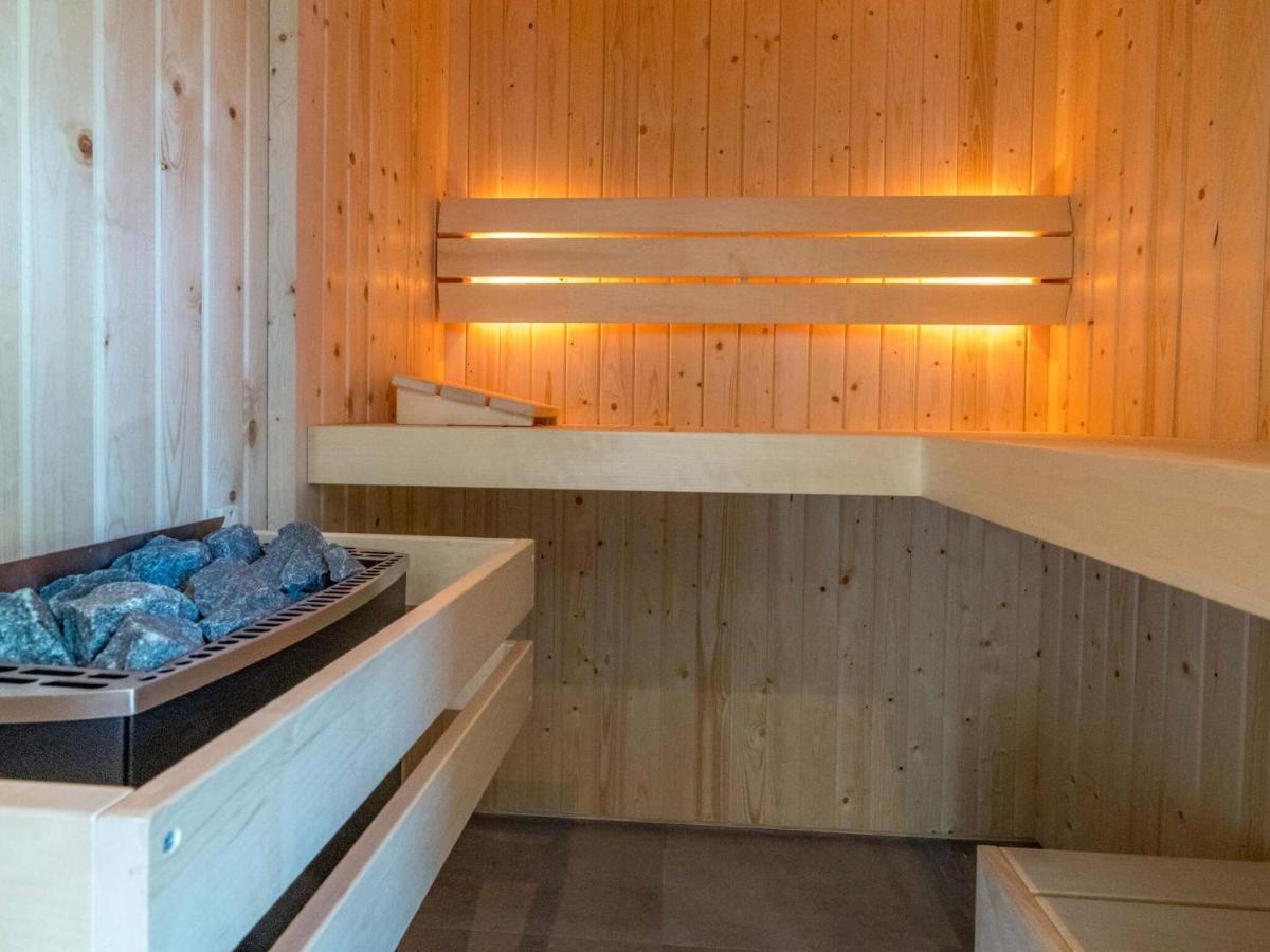 Fantastic Holiday Home With Sauna Westermient Eksteriør bilde